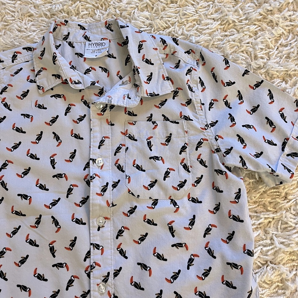 HYBRID APPAREL button down 🦜